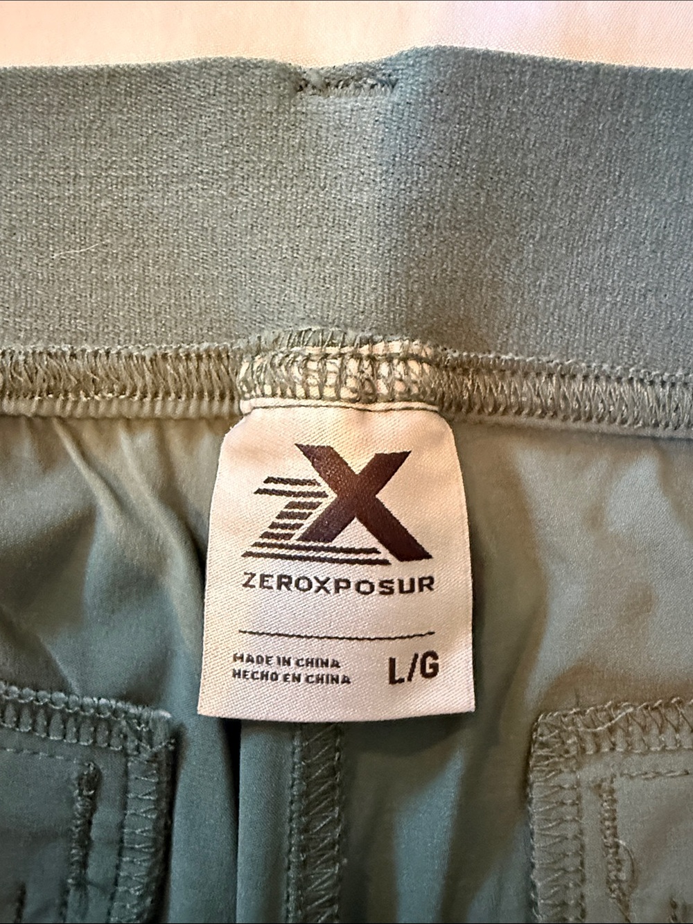 ZeroXposur Women's Green Outdoor hiking Shorts - Picture 2 of 8